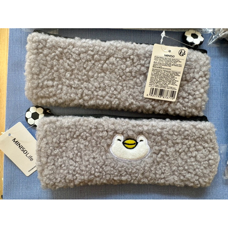 

Miniso Tempat Pensil Pencil Case Stationary Penguin