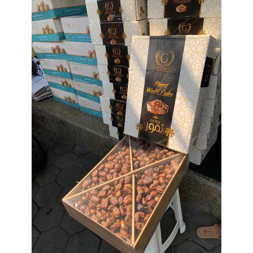 

Kurma Madu Mesir Goldates 10 kg High Quality