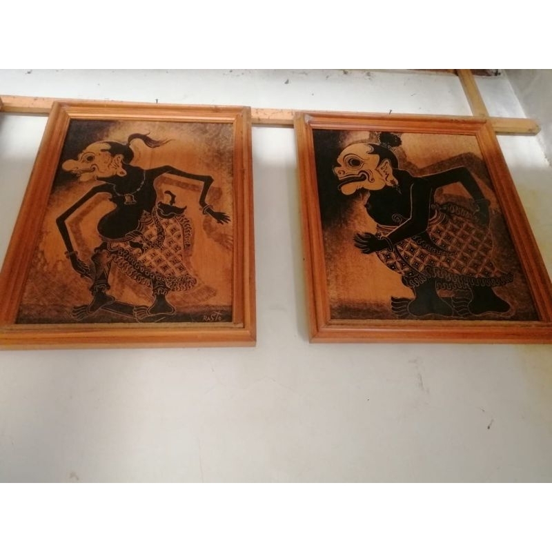 Lukisan kayu jati manual