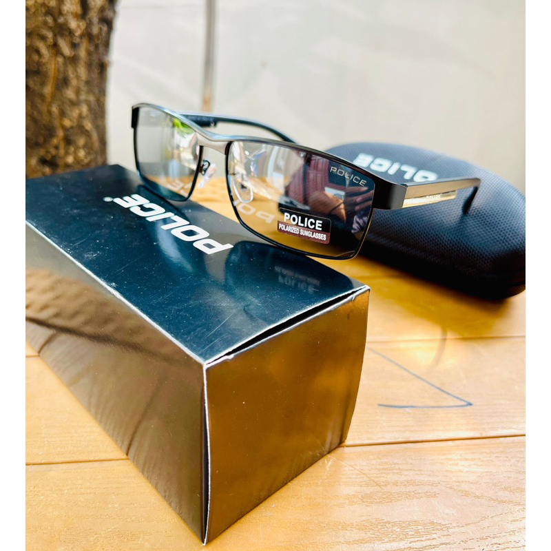 kacamata fashion pria Police P24 Lensa photocromic P24 sunglasses