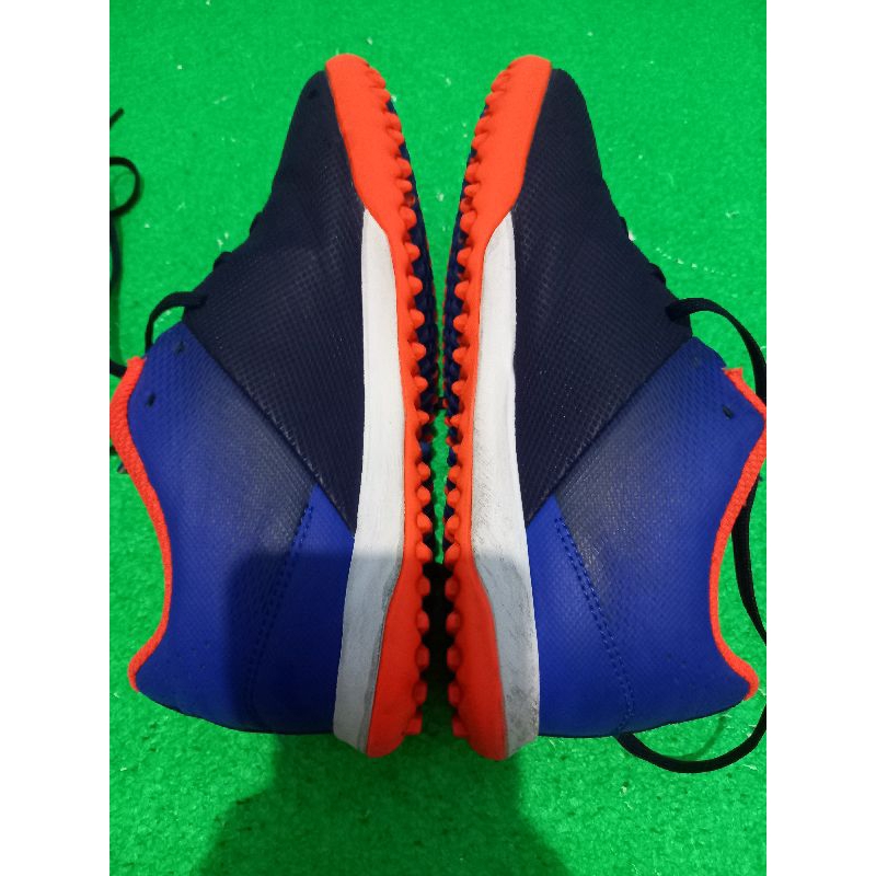 Sepatu futsal/mini soccer decathlon kipsta agility 500 junior