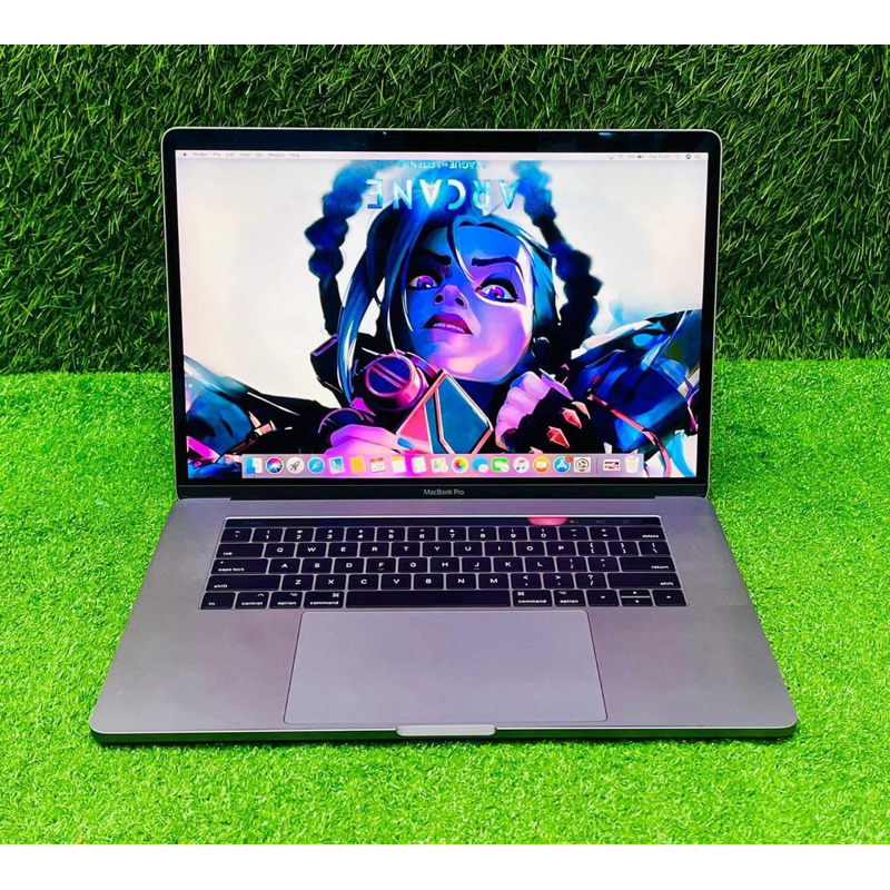Macbook Pro 2016 15-Inch i7 16/512