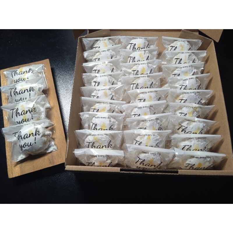 

PROMO putri salju wisman isi 36pcs/hampers kue kering