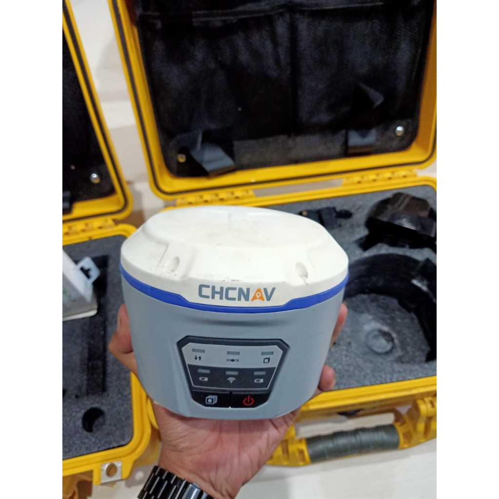 GPS Geodetik RTK CHC i50 / GNSS RTK CHCNAV i50 GNSS Bekas Lengkap Set
