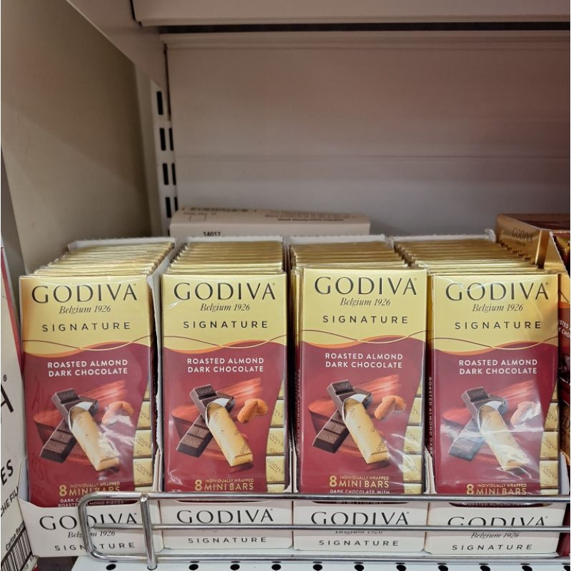 

Kode A Godiva Minibar Roasted Almond Signature 1 pcs | Cokelat Godiva 1 pcs | Turkish Chocolate | Cokelat Turki | Cokelat Import | Jastip Turki