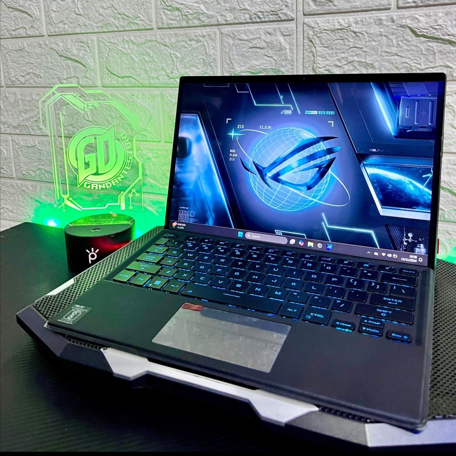 Asus ROG Flow Z13 GZ301ZE Core i9 + RTX 3050 Ti 16 GB DDR5 5200 Ultraportable Gaming Laptop