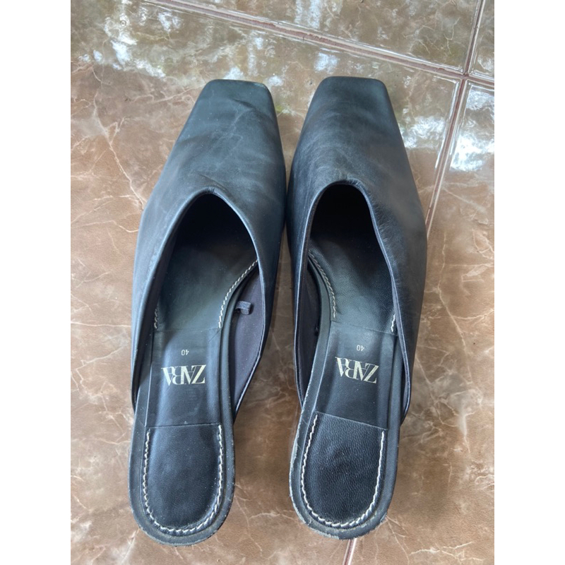 PRELOVED FLAT SHOES MULES ZARA