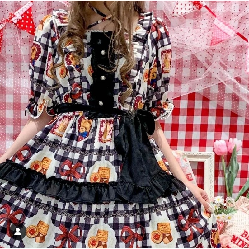 Pre-Order(Kawaiihousee) (CO SPLIT PAYMENT) Axes femme kawaii long dress seri bear bakery warna hitam