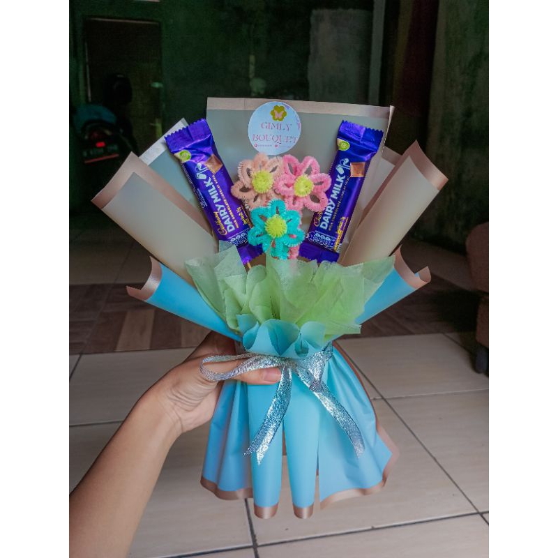 

Bucket Cadbury Dairy Milk/Bucket Hari Guru/Bucket Wisuda/Buket Coklat/Buket Valentine