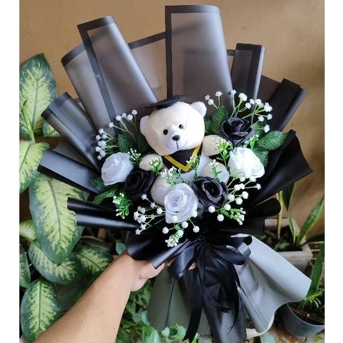 BUKET BONEKA WISUDA / BUKET WISUDA / BUCKET WISUDA / BONEKA WISUDA / BUKET MURAH / BUKET CANTIK / BU
