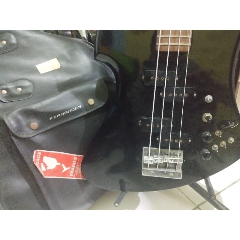 TAS GITAR BASS FERNANDES ORIGINAL BERBAHAN KULIT SECOND