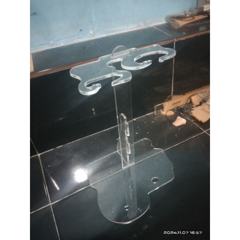 JAGRAK KERIS AKRILIK MODEL BARU