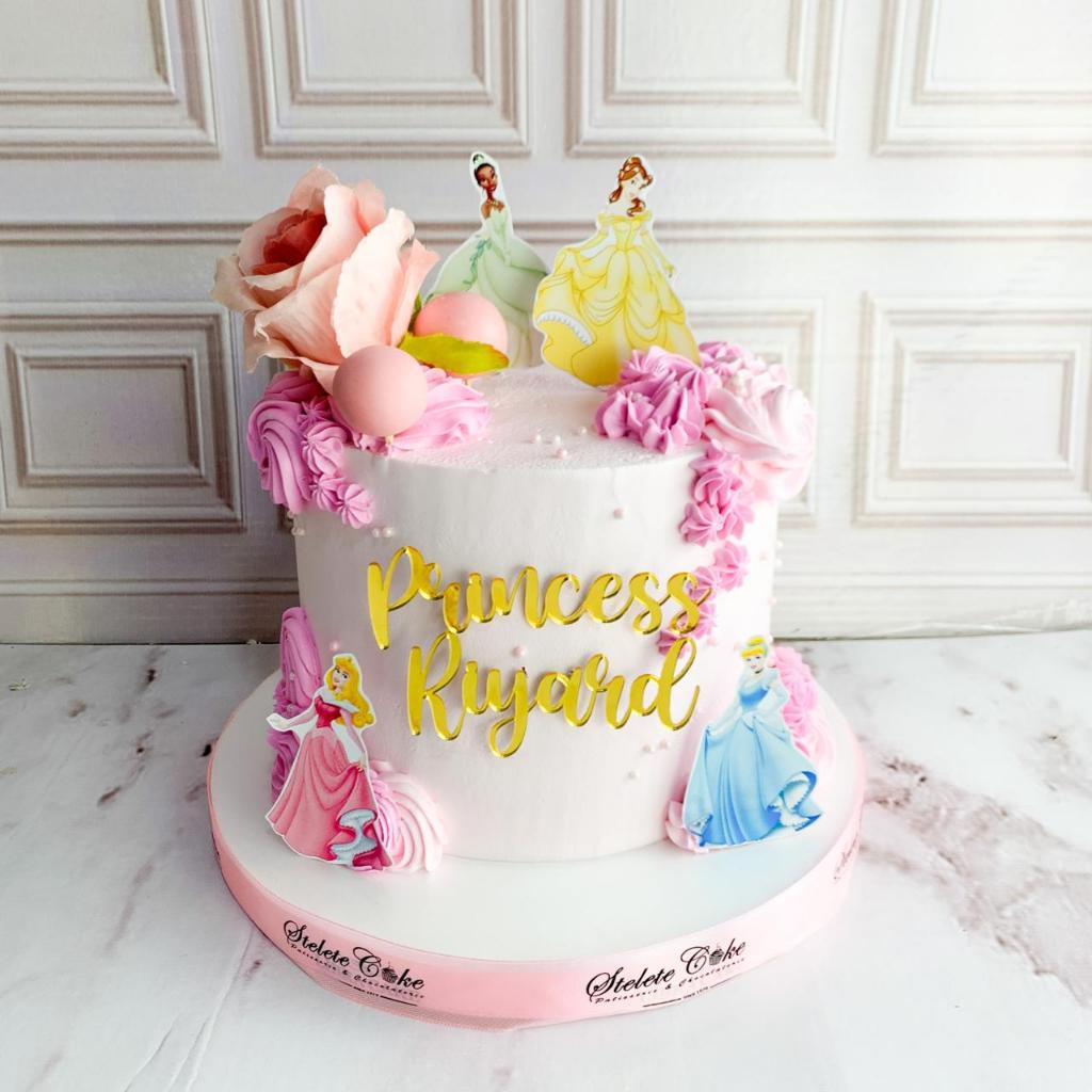 

Kue Ulang Tahun/Kue Ultah Tema Princess/Kue Birthday Jakarta