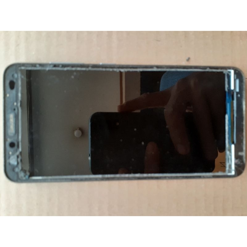 lcd sajah hp NEFFOS tp7041a normal.