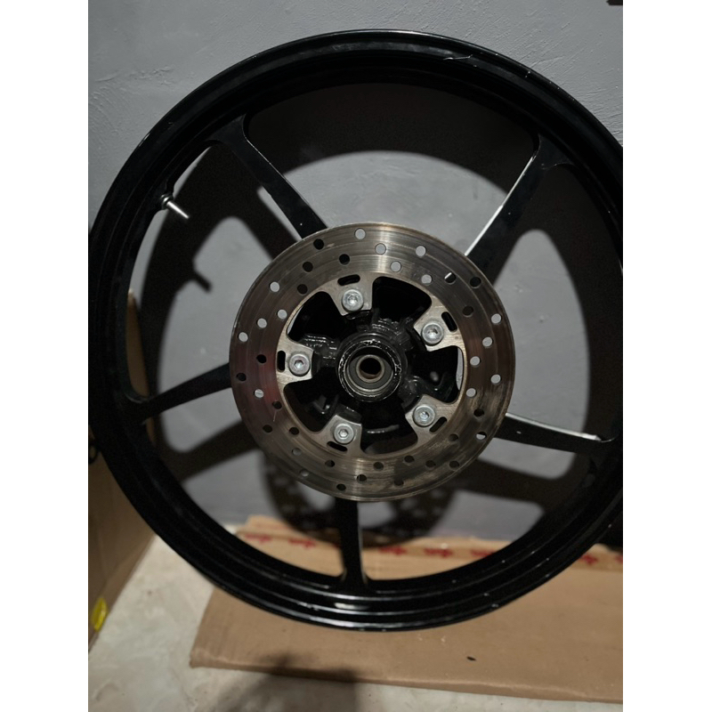 velg mutakin 525 hitam