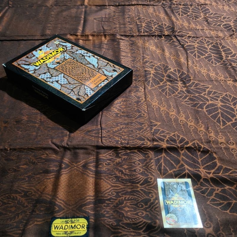 Sarung Wadimor BATIK Jacquard Singgasana Mascot Maskot Antik