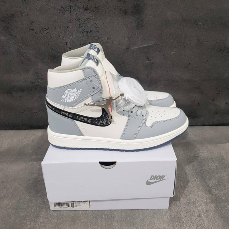 SEPATU NIKE AIR JORDAN 1 DIOR PREMIUM ORIGINAL