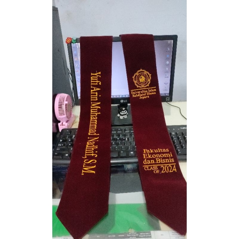 SLEMPANG WISUDA BORDIR