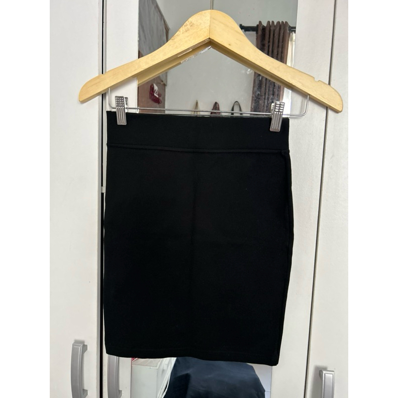 Preloved rok hitam sepan, rok pendek hitam, black skirt