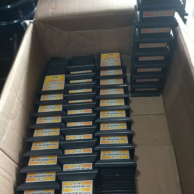 

box dan stiker 7500 minimal order 1 kodi custom