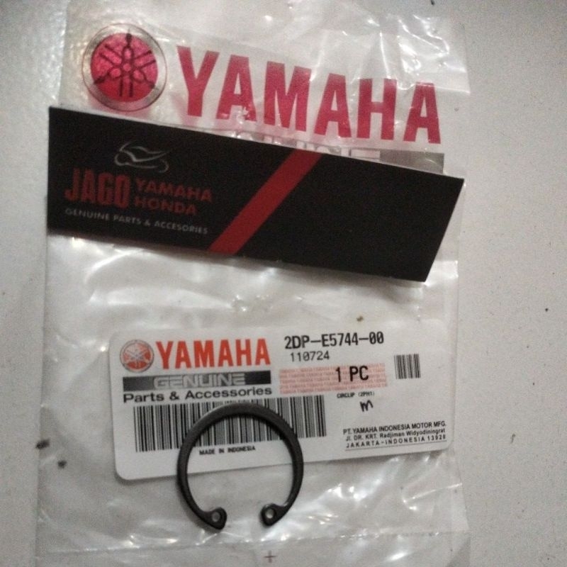 2DP E5744 00 CIRCLIP BAGIAN PULLY SNAP RING NMAX OLD ORISINIL YAMAHA