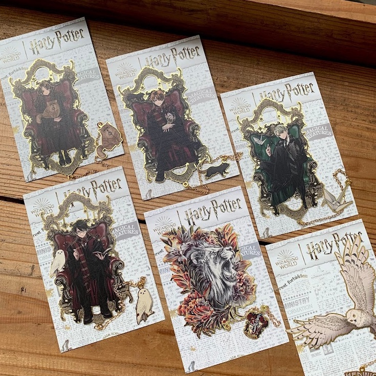 

hyTerkini Bookmarks Pembatas Buku Penanda Buku Rantai Gantungan Hogwarts Slytherin Castle Hippogriff Gryffindor Hufflepuff Ravenclaw Fawkes Hedwig Unik Lucu Kado E69