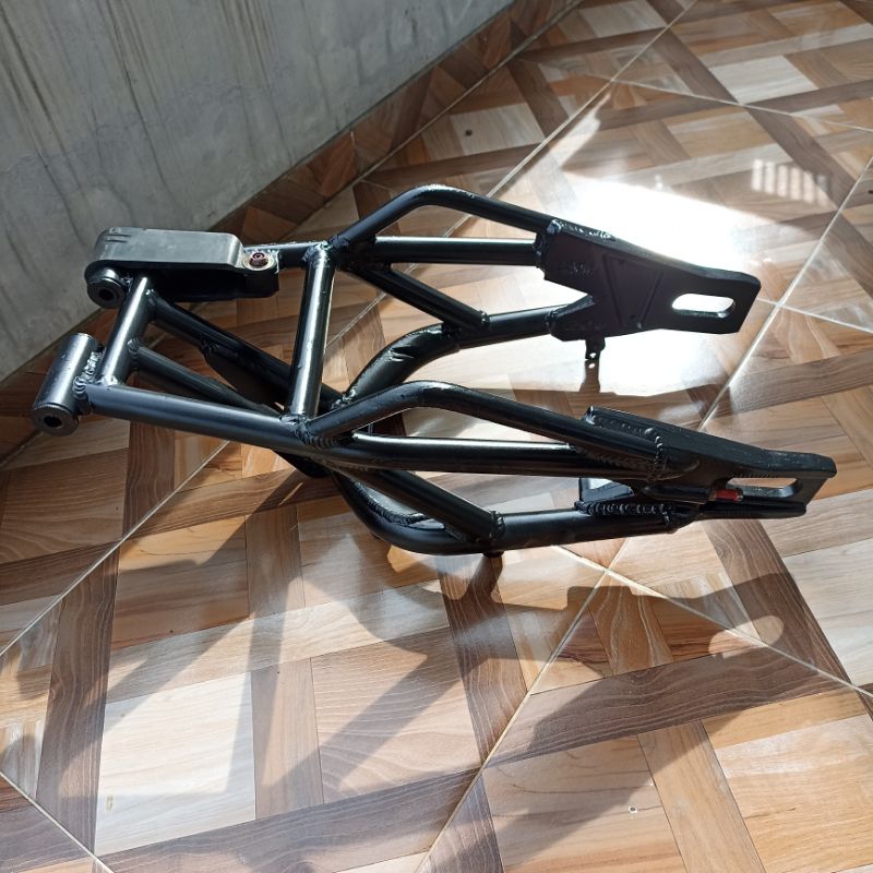 lengan ayun swing arm Minerva Megelli 250cc gen 1 mx250 Original