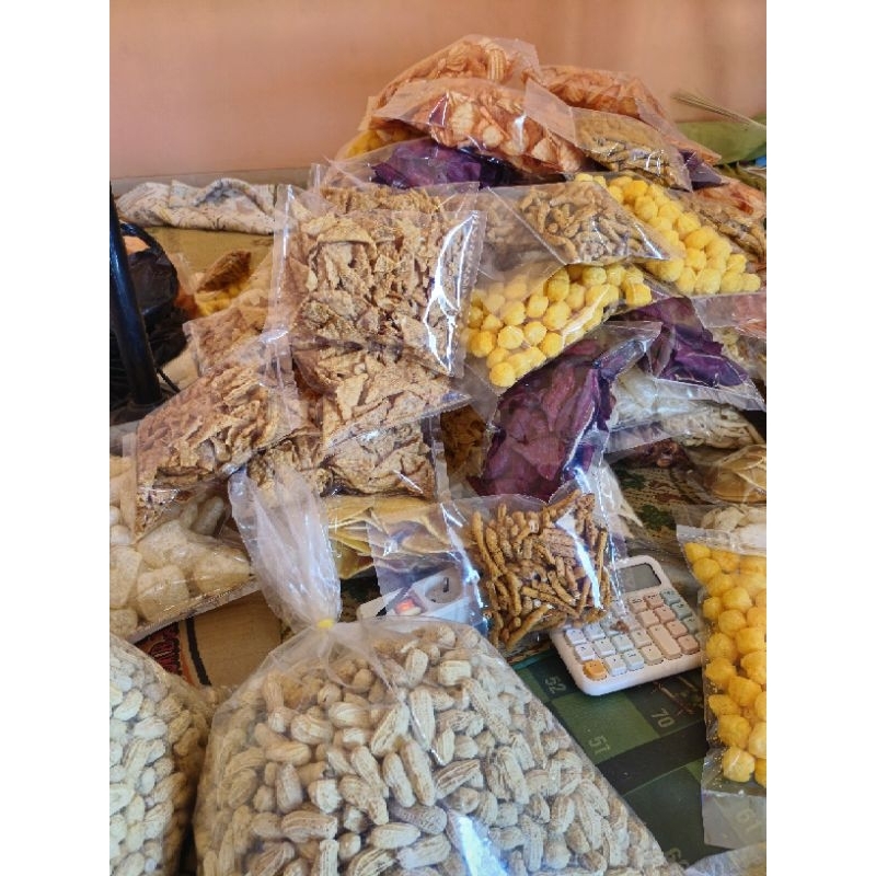 

Berbagai macam snack harga murah