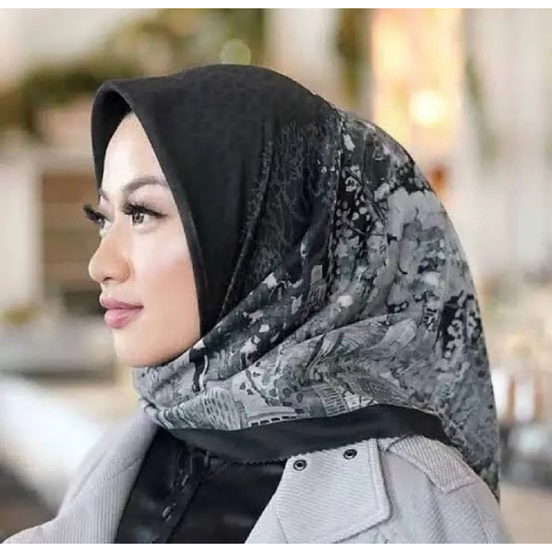 RARE ITEM Buttonscarves New York Black FifthAvenue Preloved (baca deskripsi)