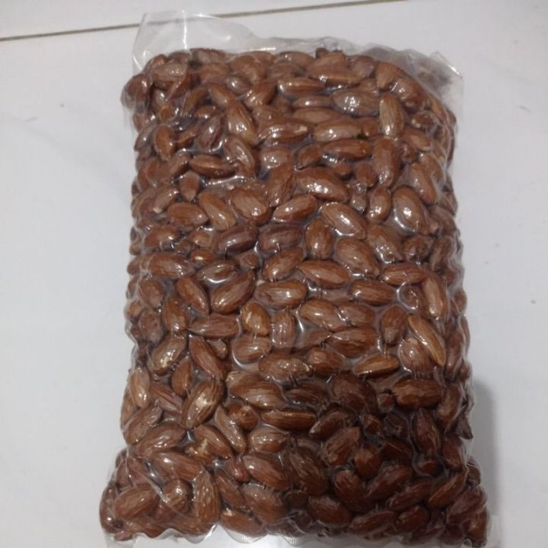 

Kacang Almond Panggang 1 kg