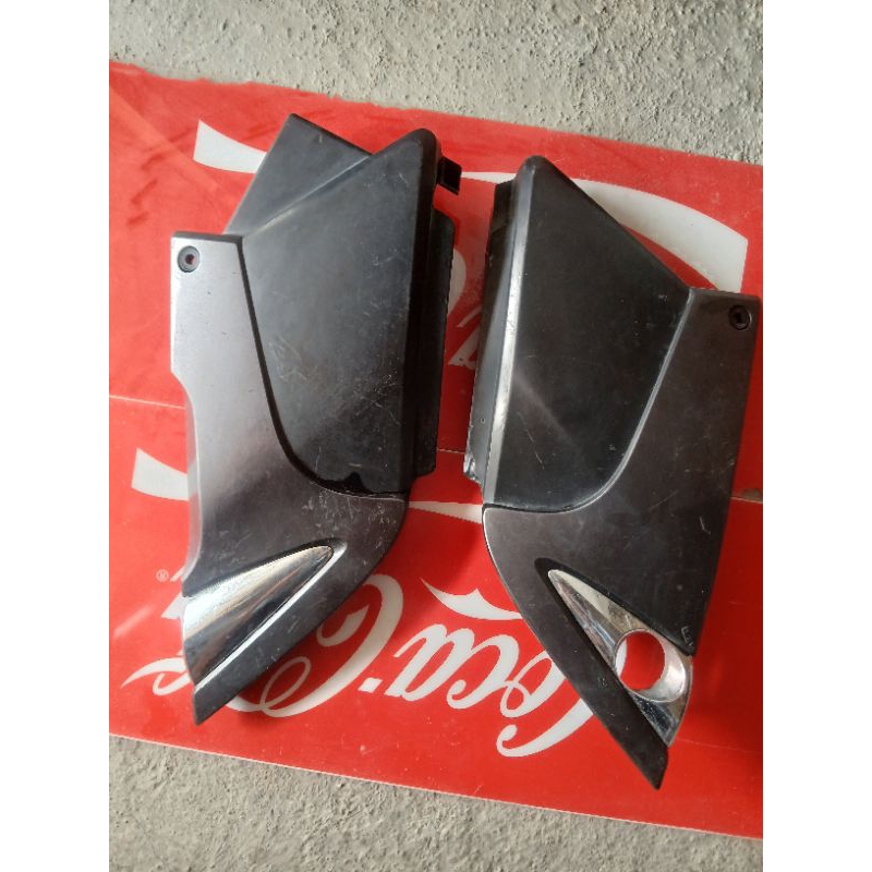 Ready cover tutup pelindung box aki tiger revo ori