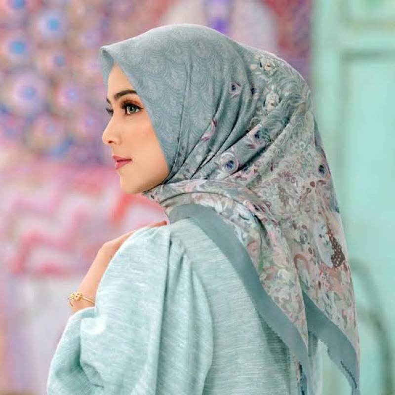 BUTTONSCARVES EDERRA SERIES- GREEN MILIEU PRELOVED