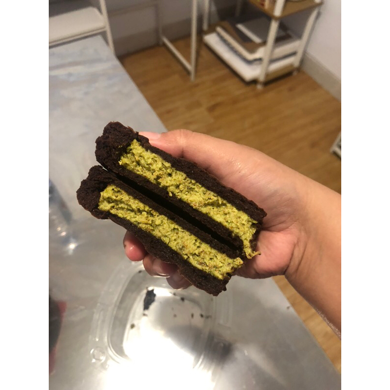 

kunafa brownies/coklat dubai brownies
