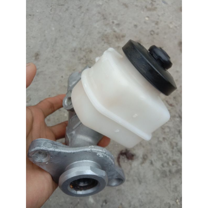 master rem depan sentral rem depan Toyota kijang kapsul barang original siap layak pakai terjamin am