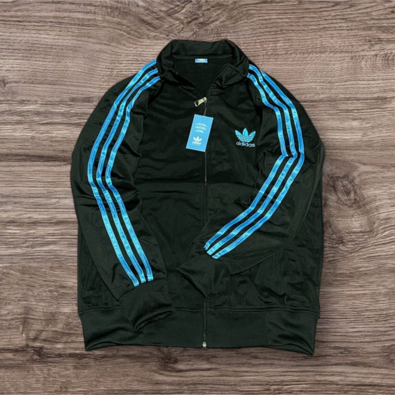 TRACKTOP ADIDAS HITAM LIST BIRU