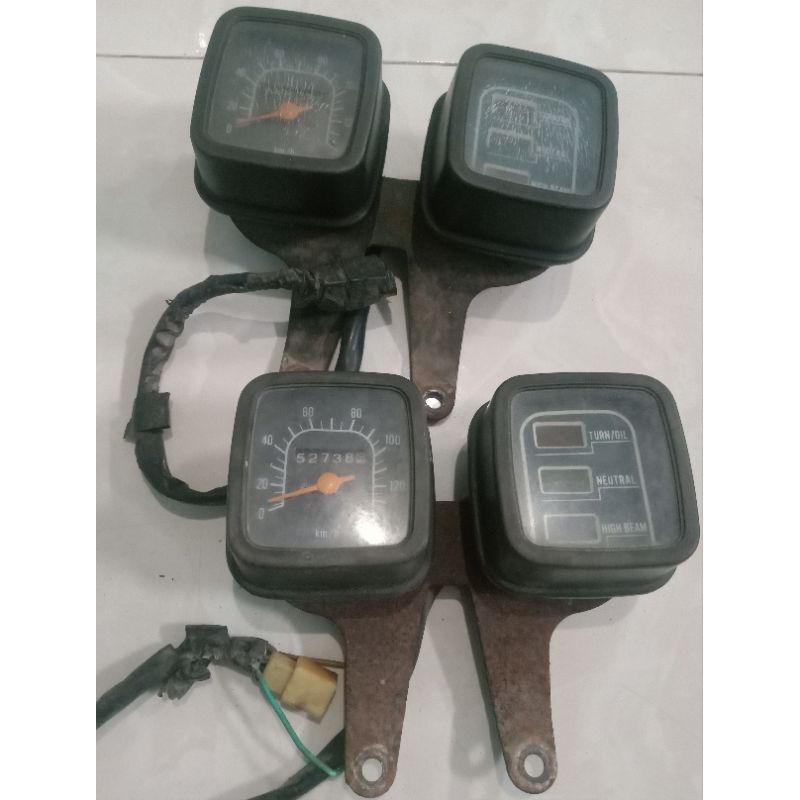 Speedometer spidometer spido Suzuki A100 set kabel soket dan breket pangkon Suzuki A100 Econos TS 10