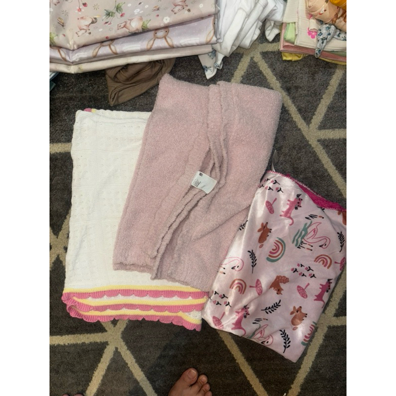 preloved selimut uniqlo baby