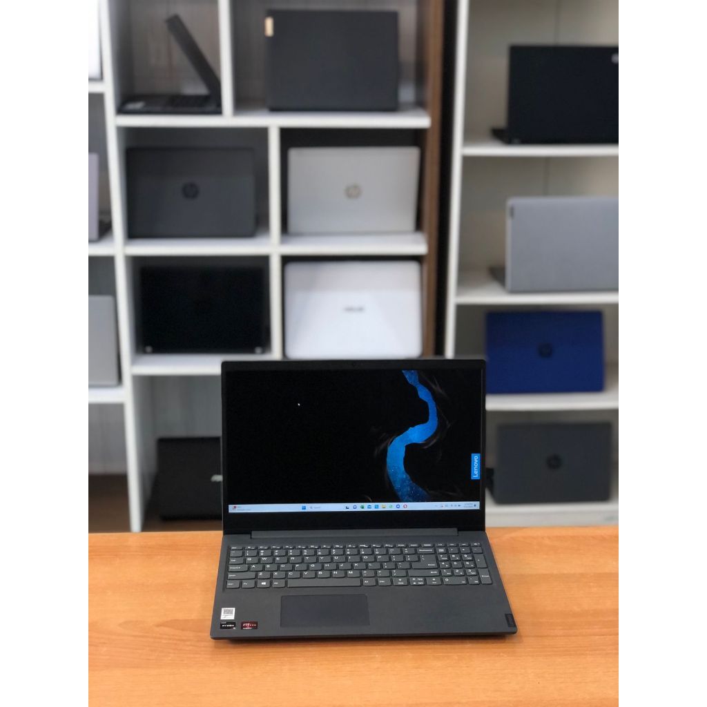 GAMING LENOVO V15-ADA | AMD RYZEN 3-3200U | 8 GB | SSD 256 GB |GARANSI