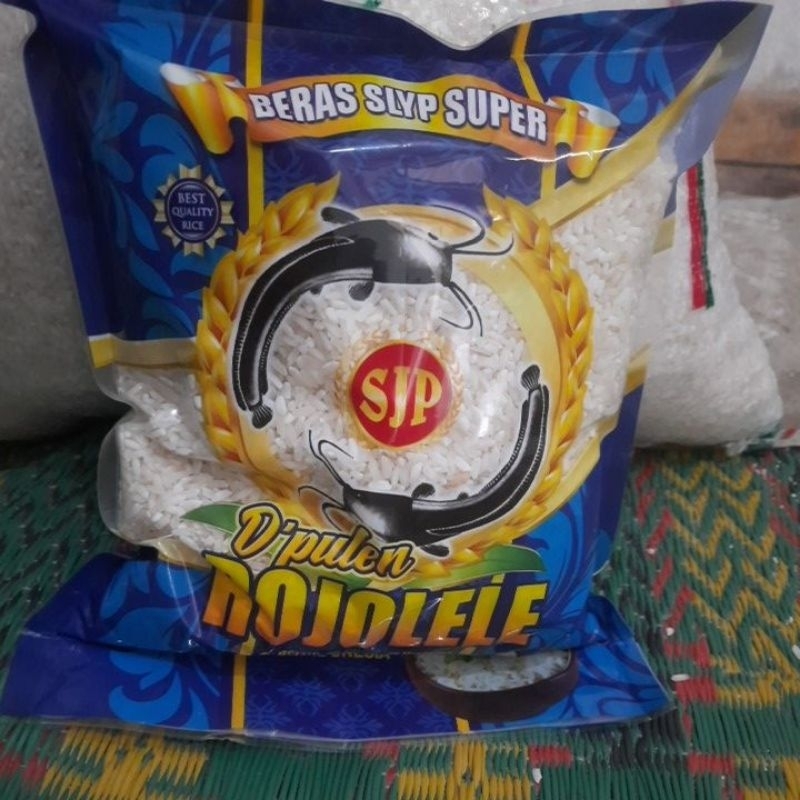 

Beras Super Premium Rojolele 1 kg