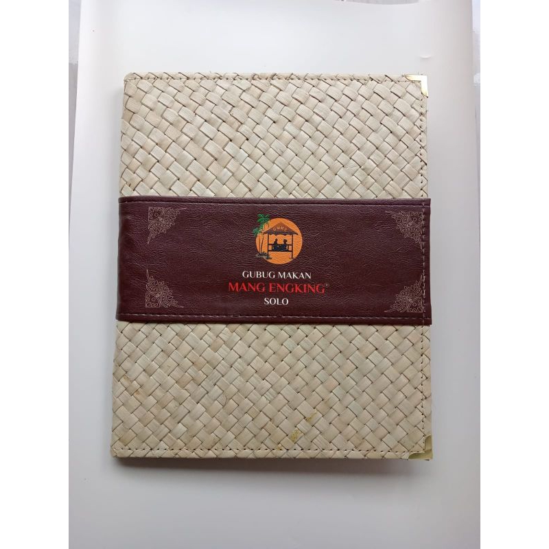 

buku menu resto bahan samak pandan a4