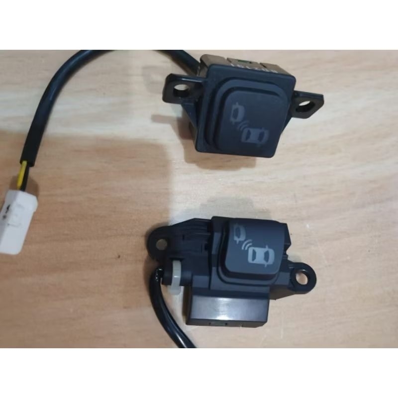 TOMBOL SWITCH SAKLAR SENSOR MUNDUR PARKIR MOBIL HONDA