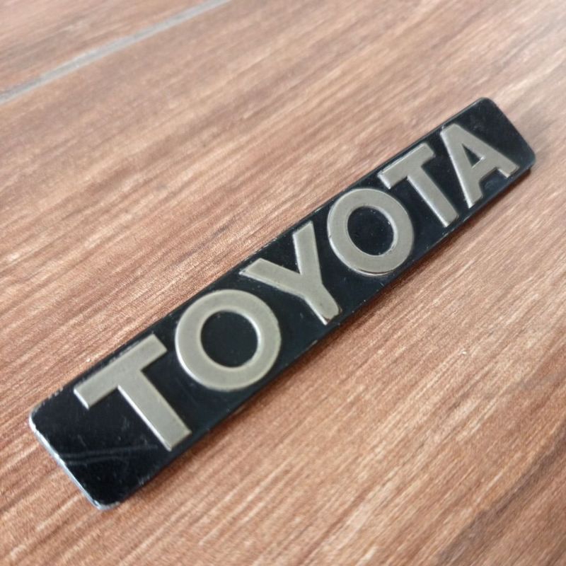 emblem bagasi twincam