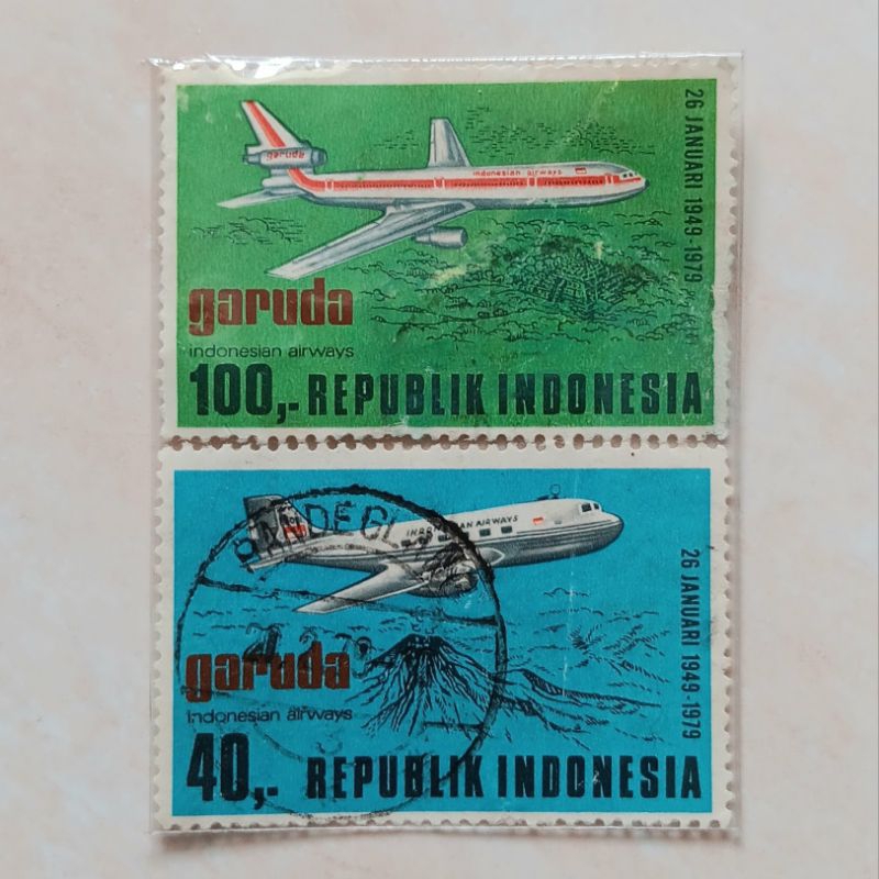 

(AC) Perangko Indonesia 1979 30 Tahun Garuda Indonesia Airways Set 2pcs Used