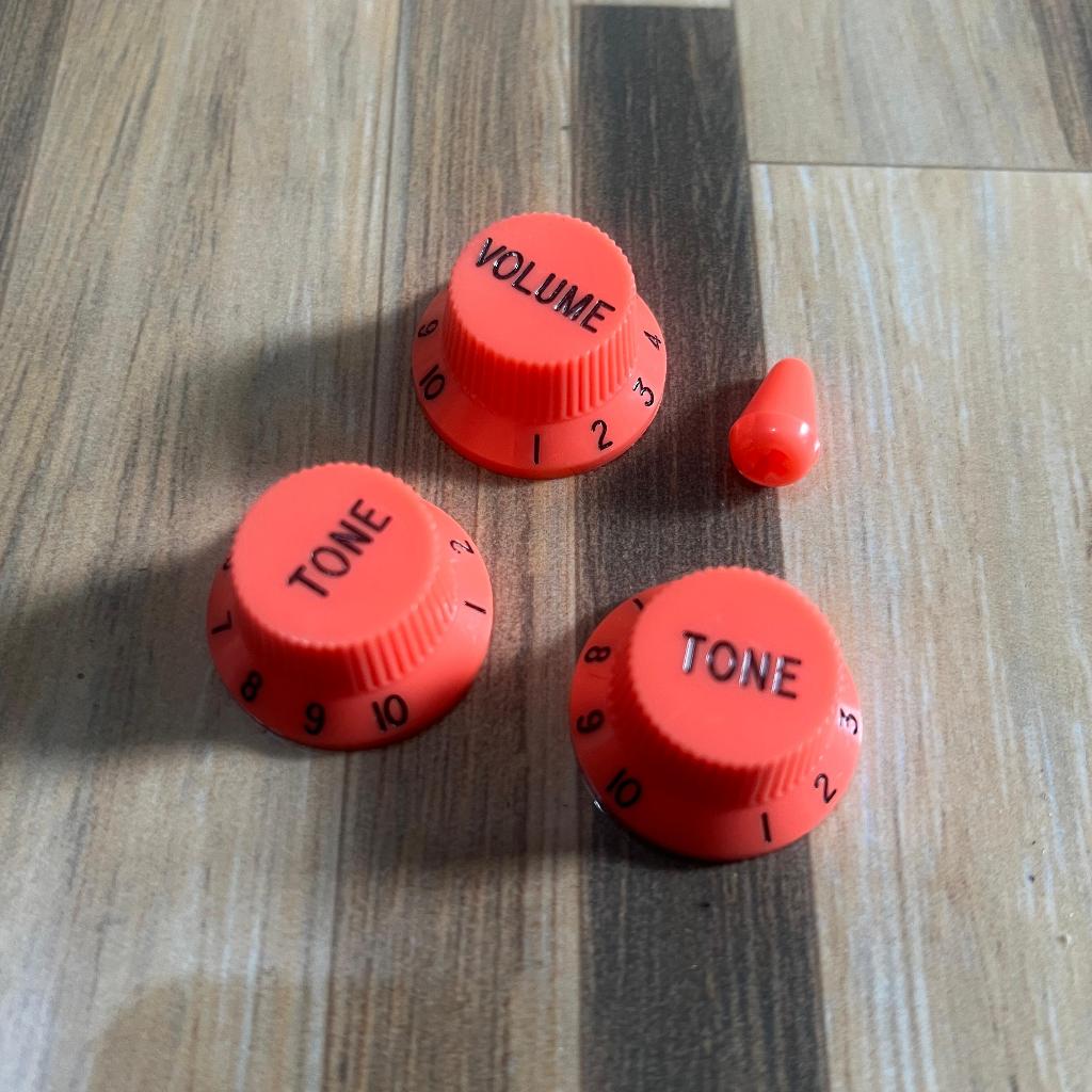 Knop Fender Stratocaster Satu Set - Knob Fender Stratocaster