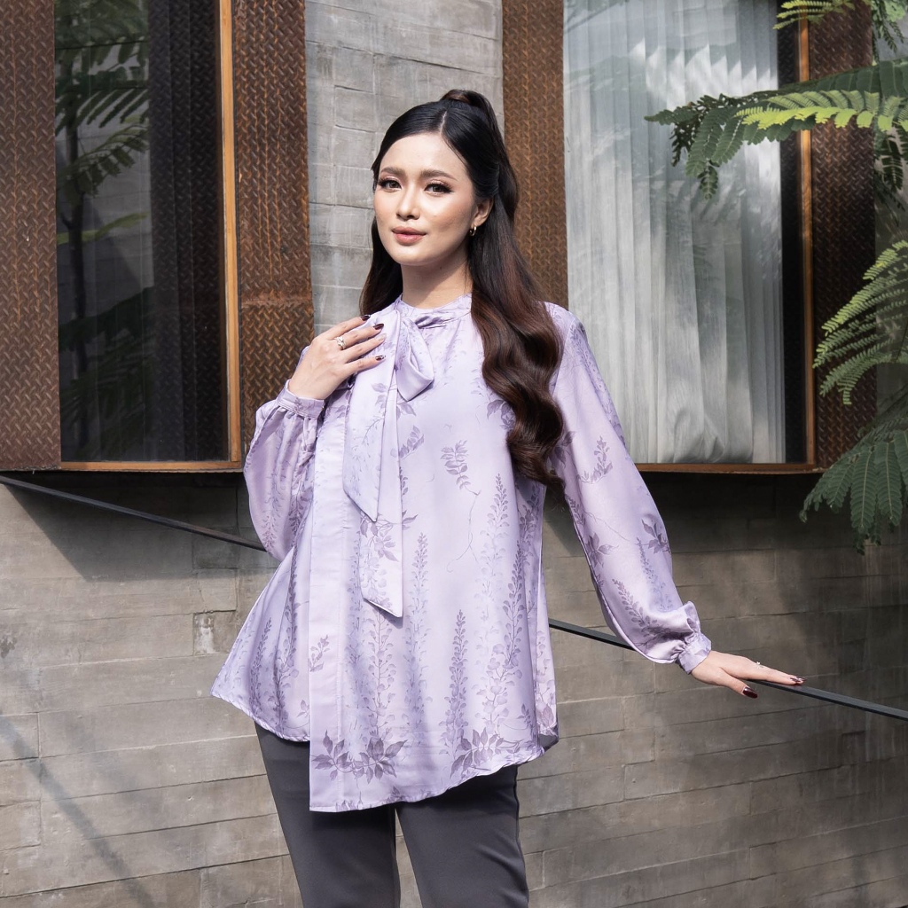 MAYANG COLLECTION - DAHLINA BLOUSE B01767 | TUNIK ATASAN WANITA MOTIF BUNGA