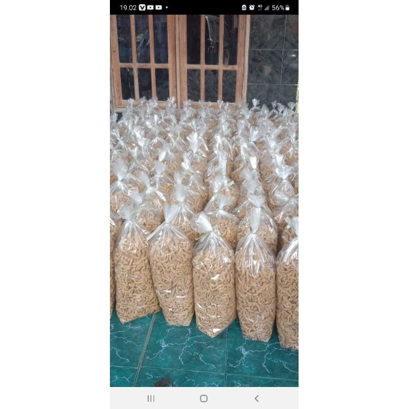 

KRIPIK USUS AYAM CRISPY ENAK GURIH KRIUK 1KG .