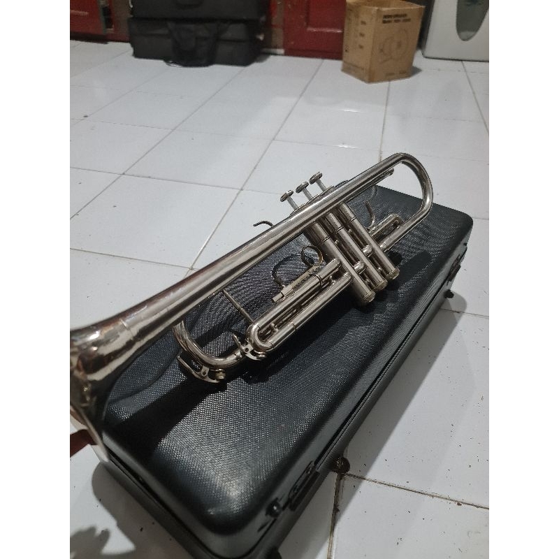 trumpet lincoln preloved     ada minus sesuai difoto