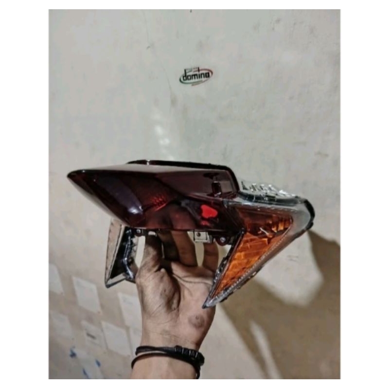 Stoplamp Belakang Lampu Stop Rem Belakang Vario 125 Techno KZR Custom Hitam Oranye