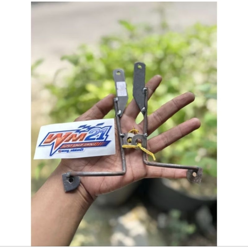 BREKET SLEBOR DEPAN R15 PNP SHOCK DEPAN R15 PNP SKOK MEGAPRO DUDUKAN SLEBOR R15