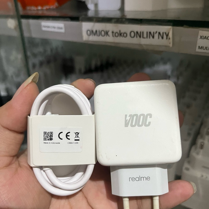 Charger Realme 5pro 20w Vooc Original Bekas asli 10000%